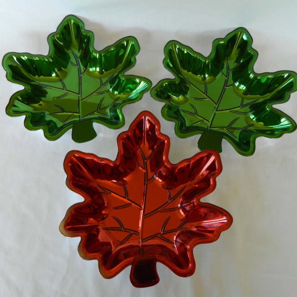 Maple Leaf Shaped Candy Dishes Set 3 New